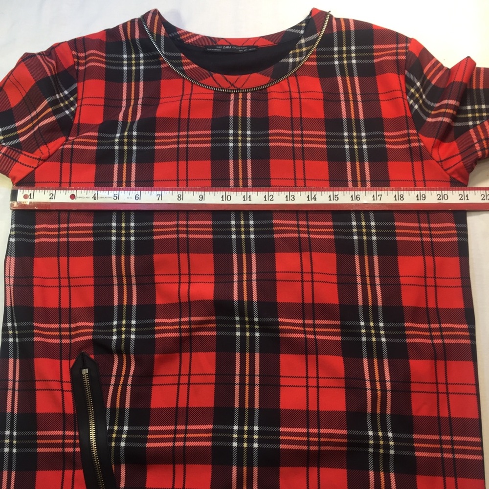 Zara collection red plaid top sz L zipper accents - Picture 3 of 6